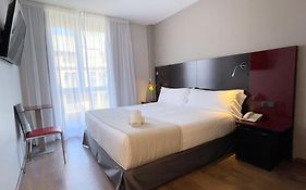 Hotel Sant Antoni Barcelona 3*